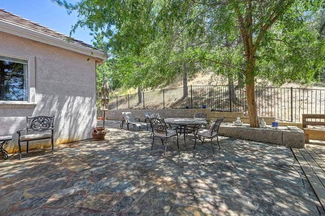 770 Bridle Path Rd, Colfax, CA 95713