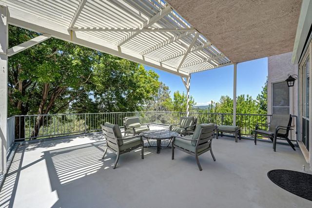 770 Bridle Path Rd, Colfax, CA 95713