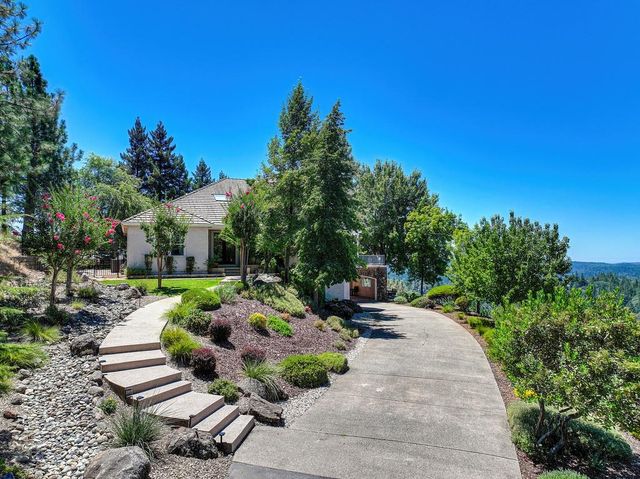 770 Bridle Path Rd, Colfax, CA 95713