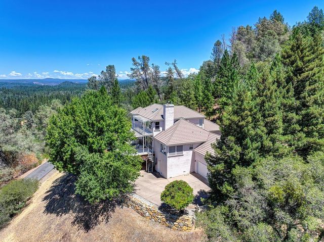 770 Bridle Path Rd, Colfax, CA 95713