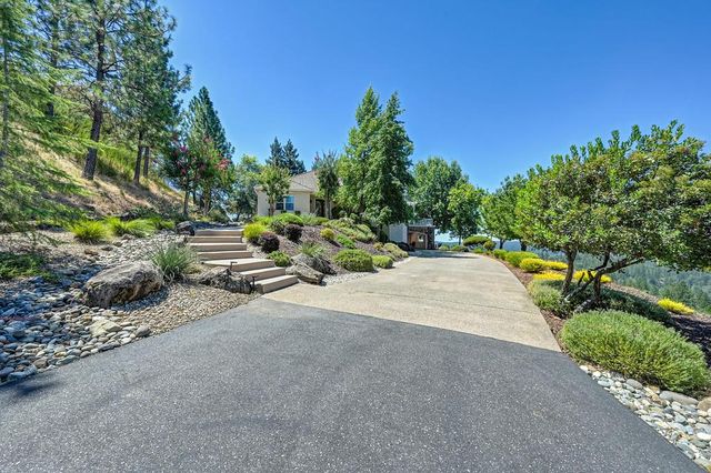 770 Bridle Path Rd, Colfax, CA 95713