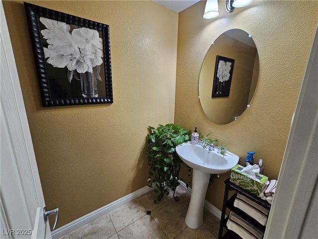 11329 Hedgemont Avenue, Las Vegas, NV 89138