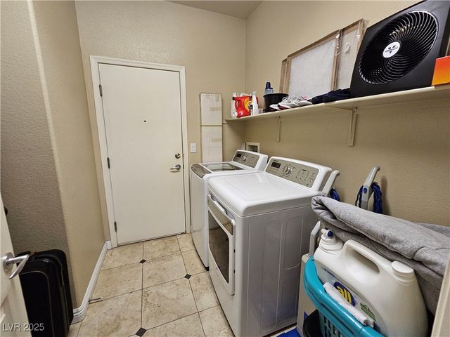 11329 Hedgemont Avenue, Las Vegas, NV 89138