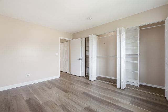 3511 Central Road 302, Glenview, IL 60025
