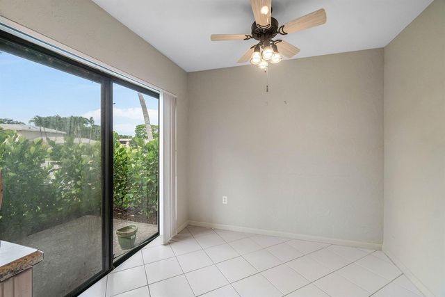 3 Stratford Drive E G, Boynton Beach, FL 33436