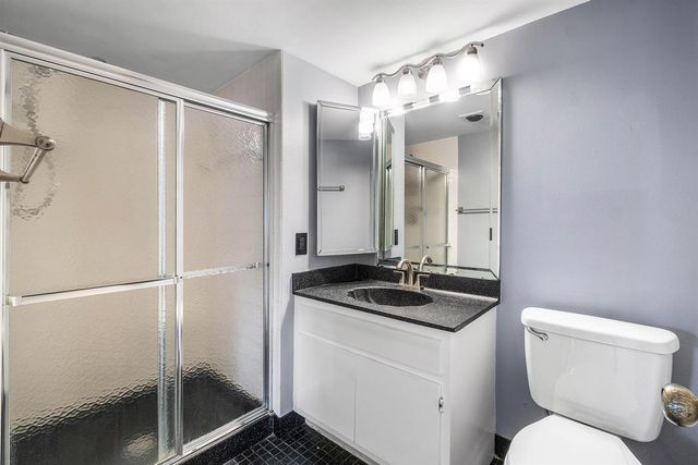 3 Stratford Drive E G, Boynton Beach, FL 33436