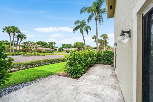 3 Stratford Drive E G, Boynton Beach, FL 33436