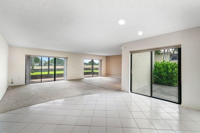 3 Stratford Drive E G, Boynton Beach, FL 33436