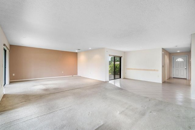 3 Stratford Drive E G, Boynton Beach, FL 33436