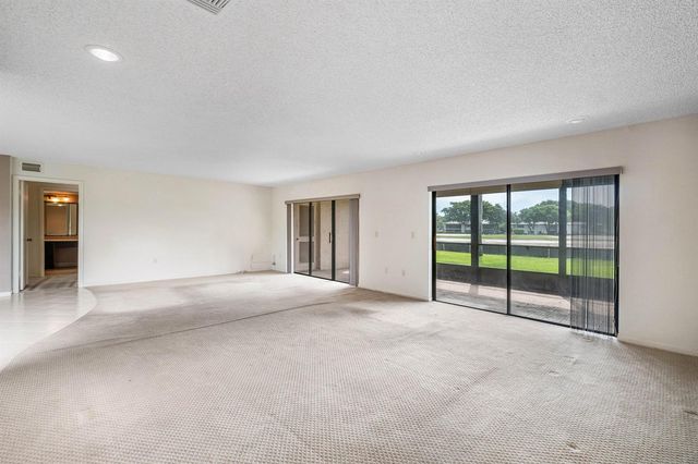 3 Stratford Drive E G, Boynton Beach, FL 33436