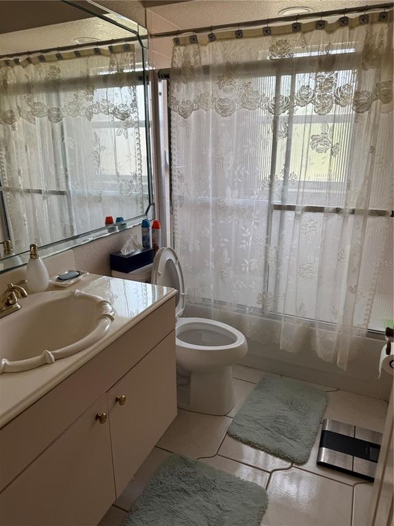 Image 20 of property listing at 21506 QUESADA AVENUE, Port Charlotte, FL 33952