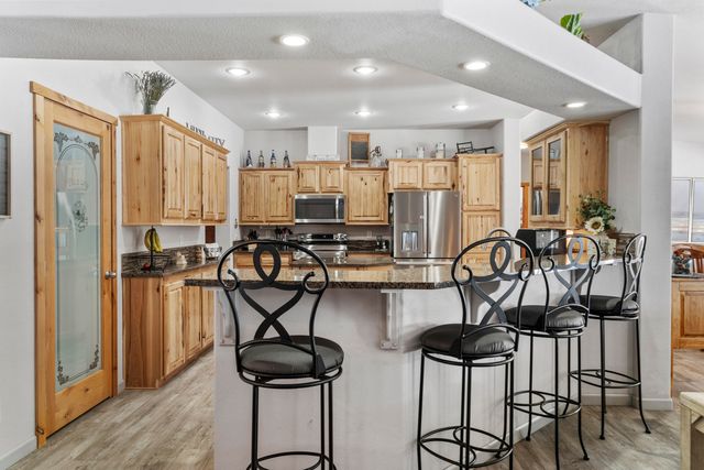 53315 Holiday Drive, La Pine, OR 97739