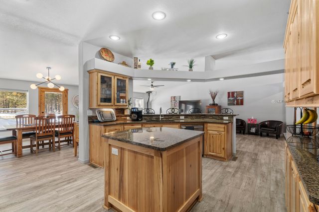 53315 Holiday Drive, La Pine, OR 97739