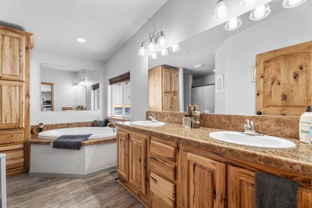 53315 Holiday Drive, La Pine, OR 97739