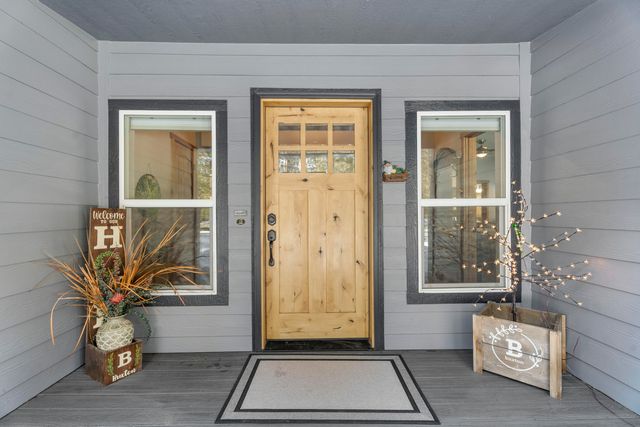 53315 Holiday Drive, La Pine, OR 97739