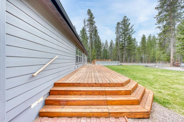 53315 Holiday Drive, La Pine, OR 97739