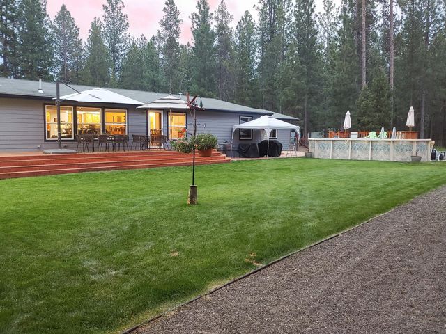 53315 Holiday Drive, La Pine, OR 97739