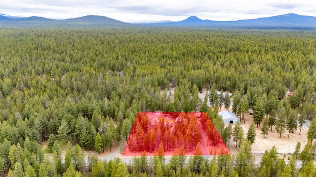 53315 Holiday Drive, La Pine, OR 97739