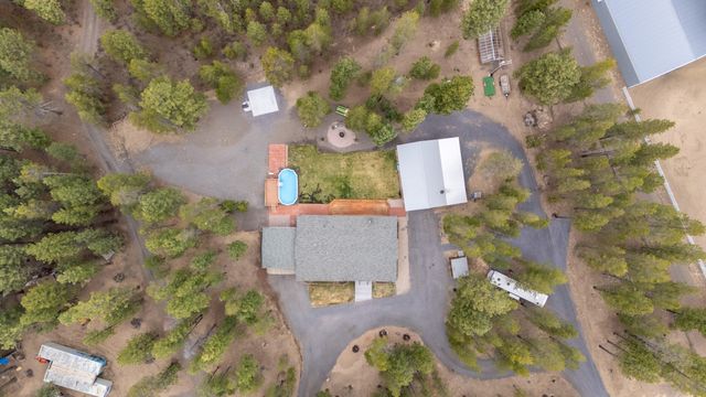 53315 Holiday Drive, La Pine, OR 97739