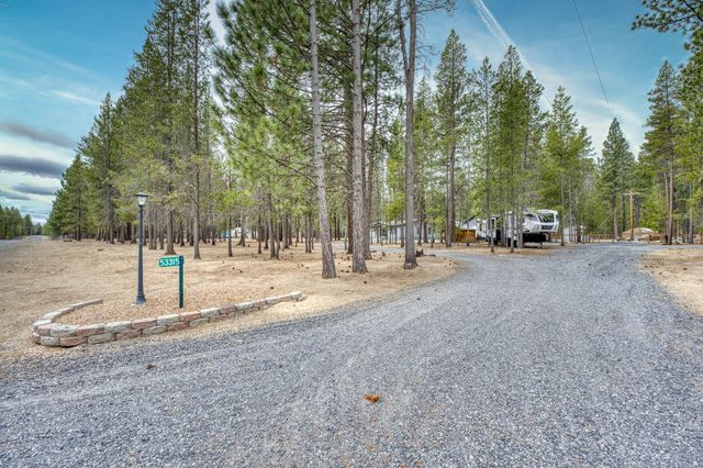 53315 Holiday Drive, La Pine, OR 97739