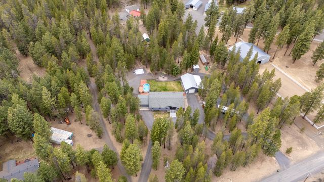 53315 Holiday Drive, La Pine, OR 97739