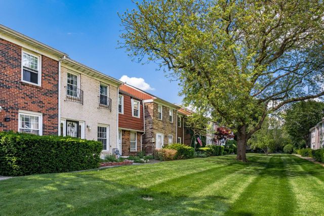 2472 Hardesty Drive S, U10, Columbus, OH 43204