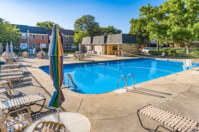 2472 Hardesty Drive S, U10, Columbus, OH 43204