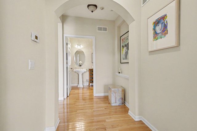 5421 Pinnacle Court, Pittsfield Charter Twp, MI 48108