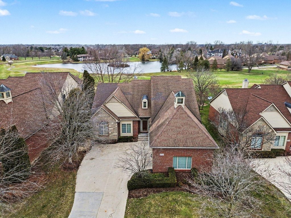 5421 Pinnacle Court, Pittsfield Charter Twp, MI 48108