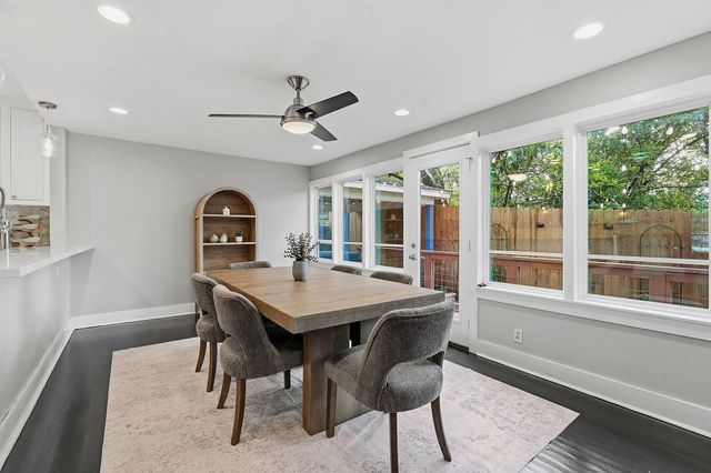 1506 Chelsea LN, Austin, TX 78704
