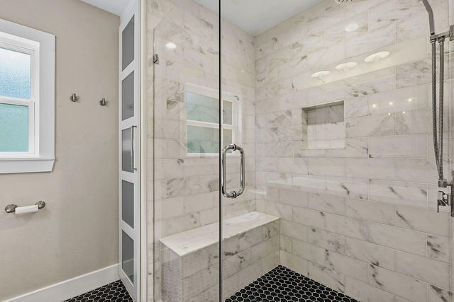 1506 Chelsea LN, Austin, TX 78704
