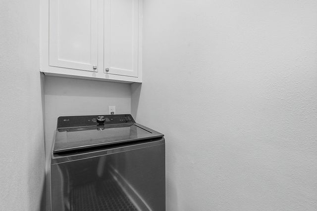 1506 Chelsea LN, Austin, TX 78704