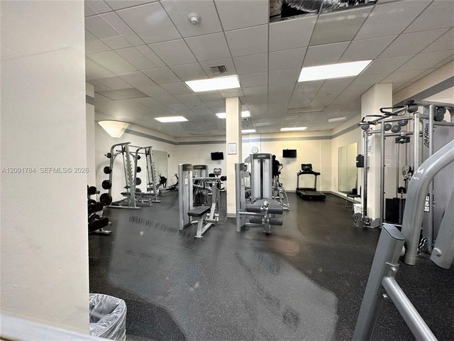5825 Collins Avenue 14E, Miami Beach, FL 33140