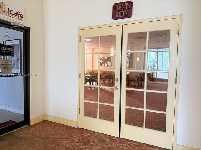 5825 Collins Avenue 14E, Miami Beach, FL 33140
