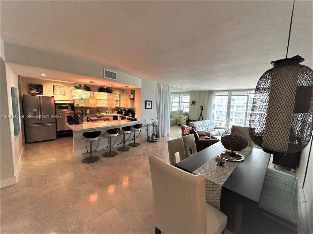 5825 Collins Avenue 14E, Miami Beach, FL 33140