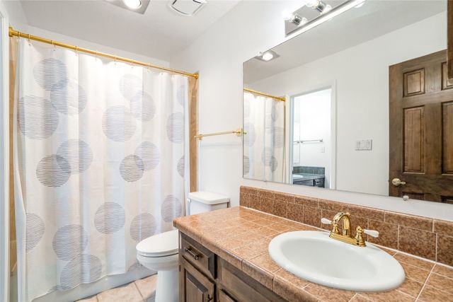 2949 Plaza Azul, Santa Fe, NM 87507