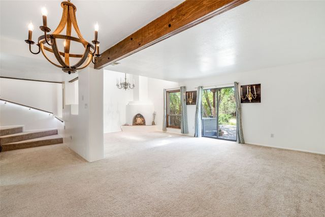 2949 Plaza Azul, Santa Fe, NM 87507