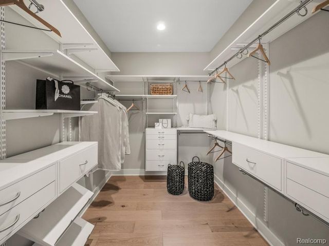 2420 Provencal Drive, Commerce Twp, MI 48382