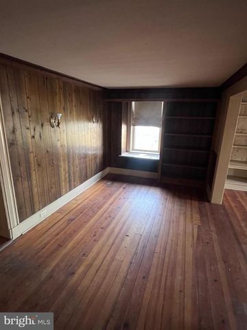 128 W. MAIN ST., Fayetteville, PA 17222