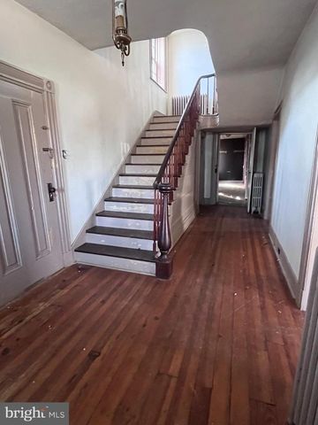 128 W. MAIN ST., Fayetteville, PA 17222