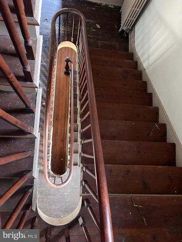 128 W. MAIN ST., Fayetteville, PA 17222