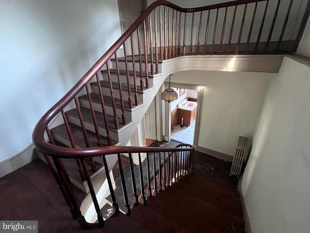 128 W. MAIN ST., Fayetteville, PA 17222