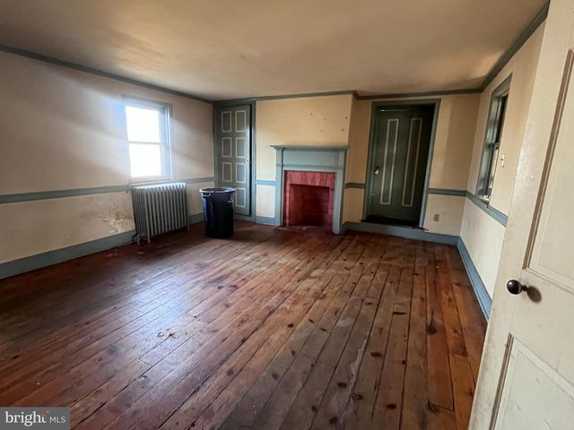 128 W. MAIN ST., Fayetteville, PA 17222