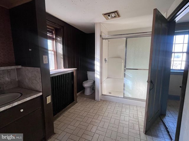 128 W. MAIN ST., Fayetteville, PA 17222