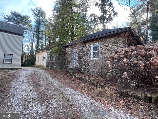 128 W. MAIN ST., Fayetteville, PA 17222