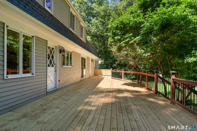 400 Beacon Hill Drive, Cheshire, CT 06410