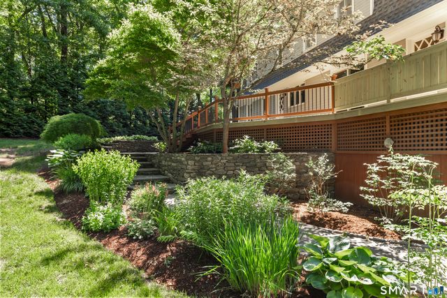 400 Beacon Hill Drive, Cheshire, CT 06410
