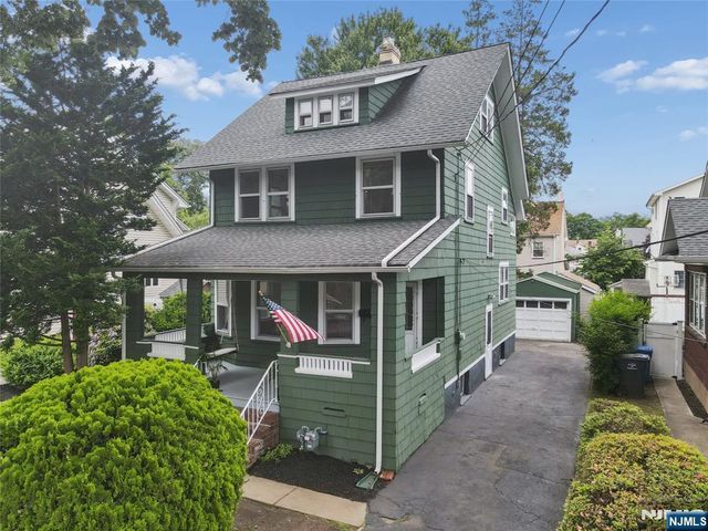42 Walnut Street, Rutherford, NJ 07070
