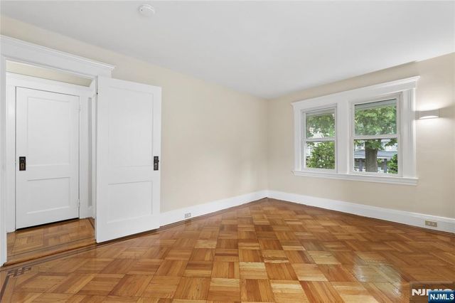 42 Walnut Street, Rutherford, NJ 07070