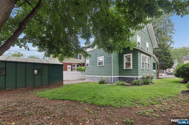 42 Walnut Street, Rutherford, NJ 07070